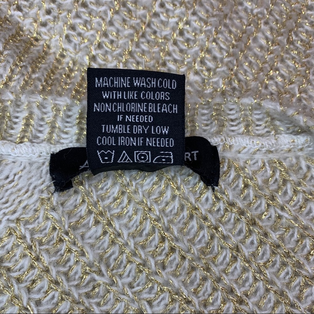 Ashley Stewart Sweater with Crew Neck - Picture 14 of 16